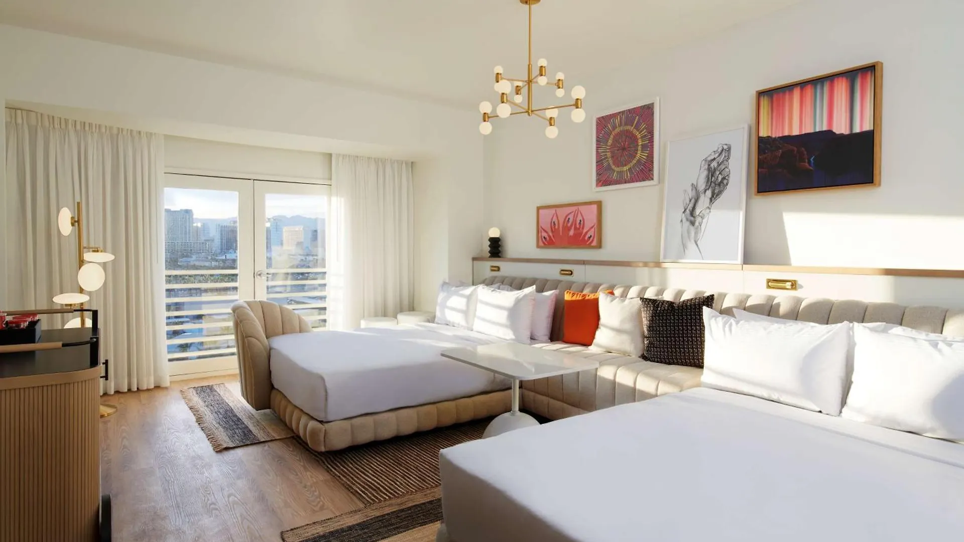 Virgin Hotels Las Vegas, Curio Collection By Hilton 4*,