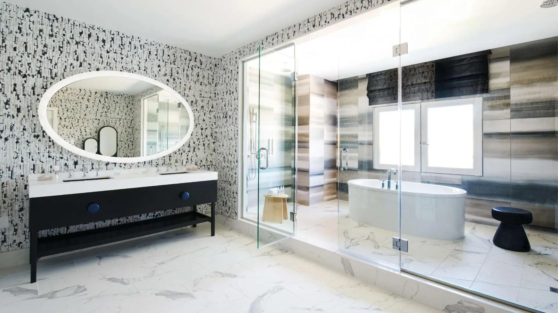 Virgin Hotels Las Vegas, Curio Collection By Hilton Semesteranläggning (resort)