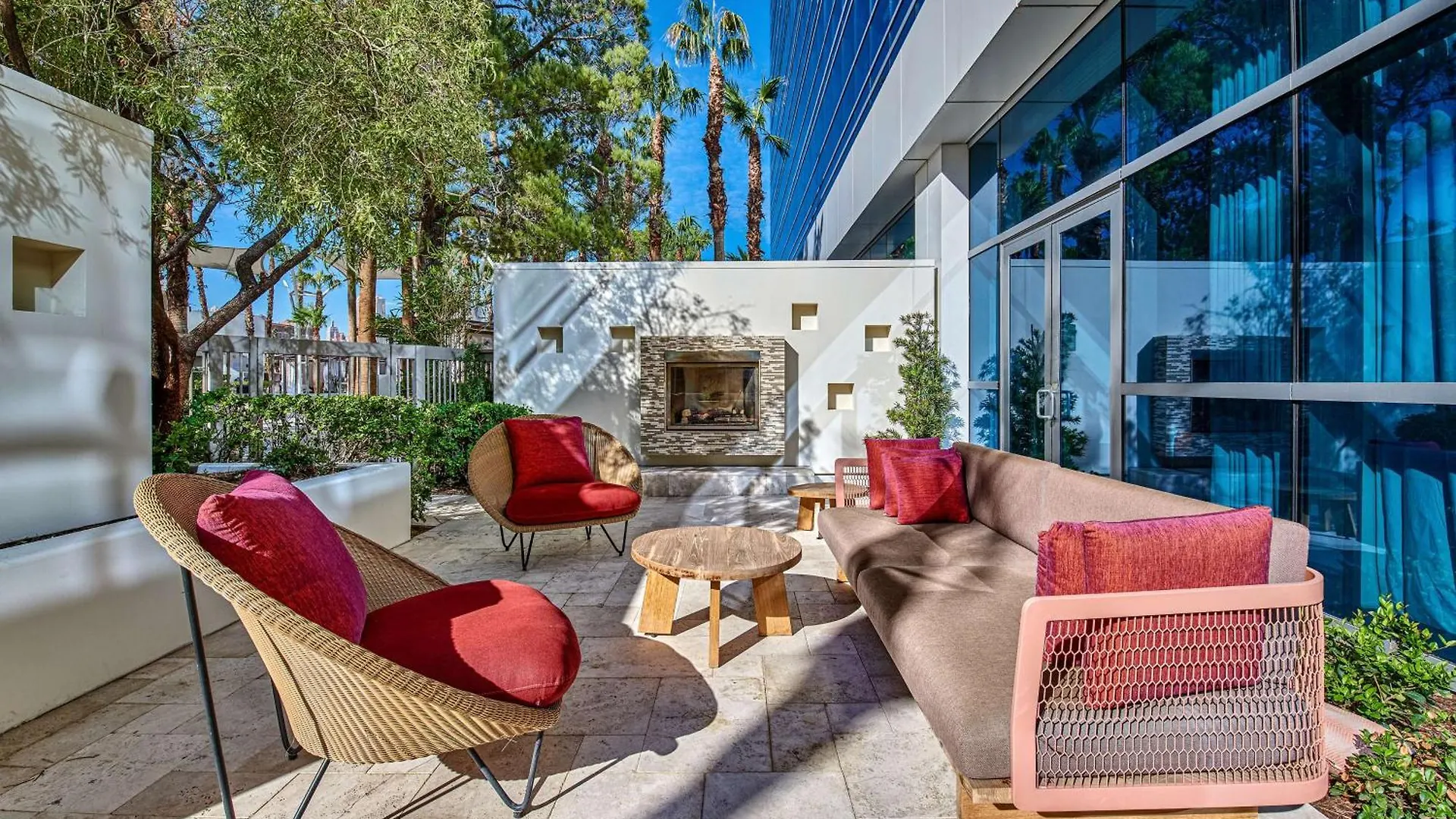 **** Semesteranläggning (resort) Virgin Hotels Las Vegas, Curio Collection By Hilton USA